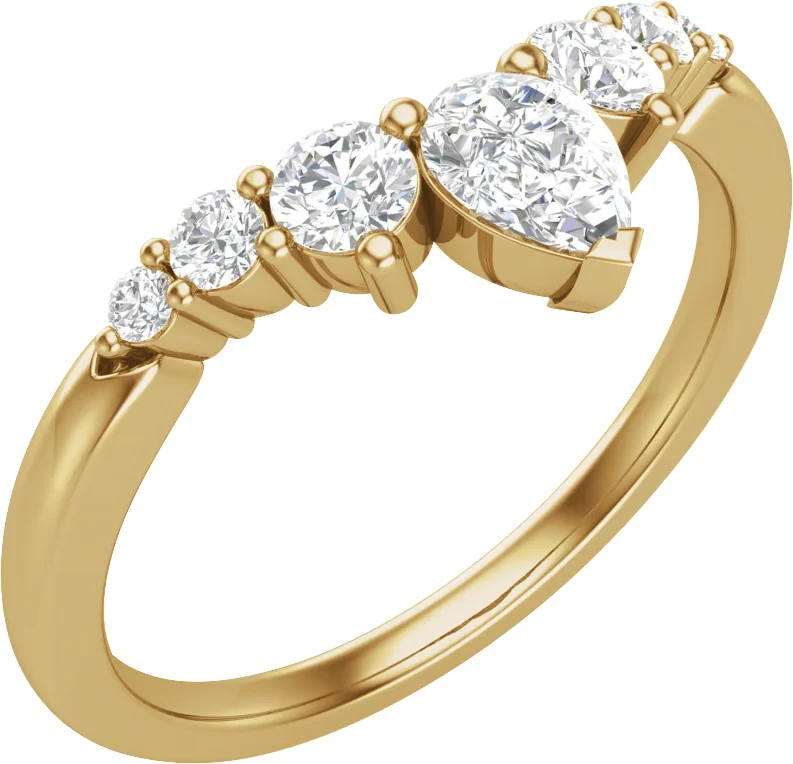 Soft Arc band in 14K Yellow Gold | Haejin Jewelry Brooklyn