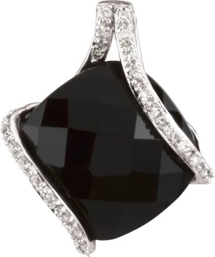 Accented Pendant engagement ring setting