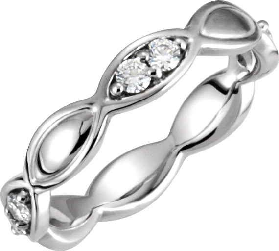 Still Form engagement ring setting