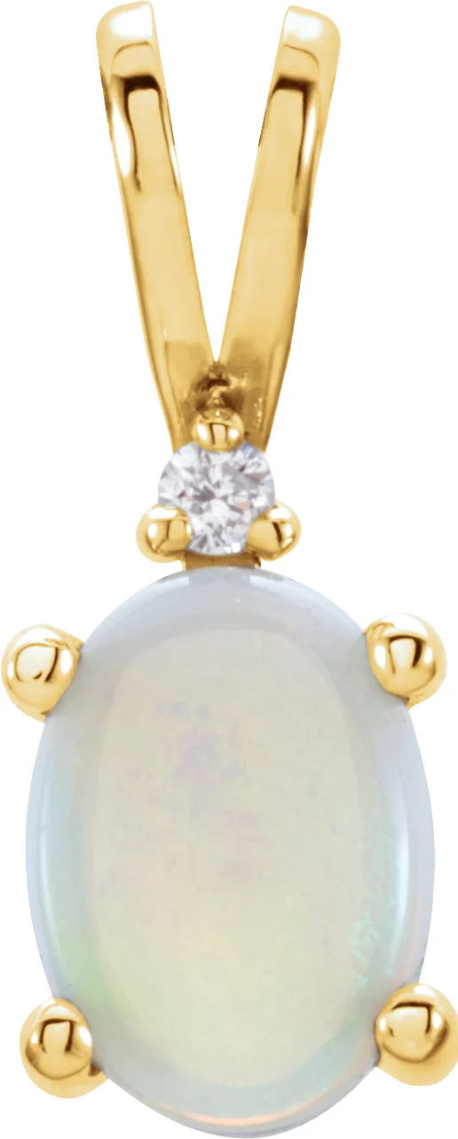 Accented Cabochon Pendant in 14K Yellow Gold | Haejin Jewelry Brooklyn